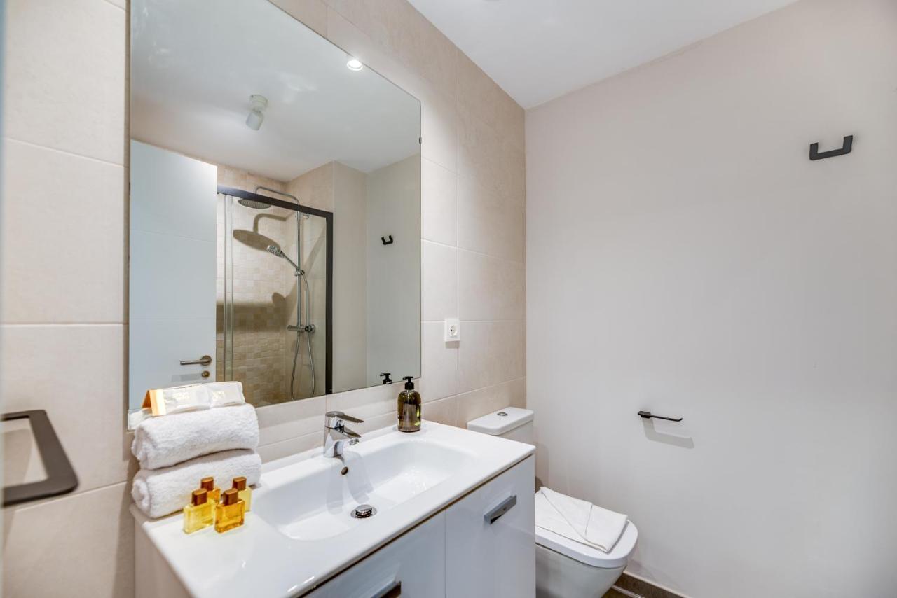 Apartment Vacation I Via Celere, Huge Terrace, Brand New Complex, Close To The Beach, Center Marbella