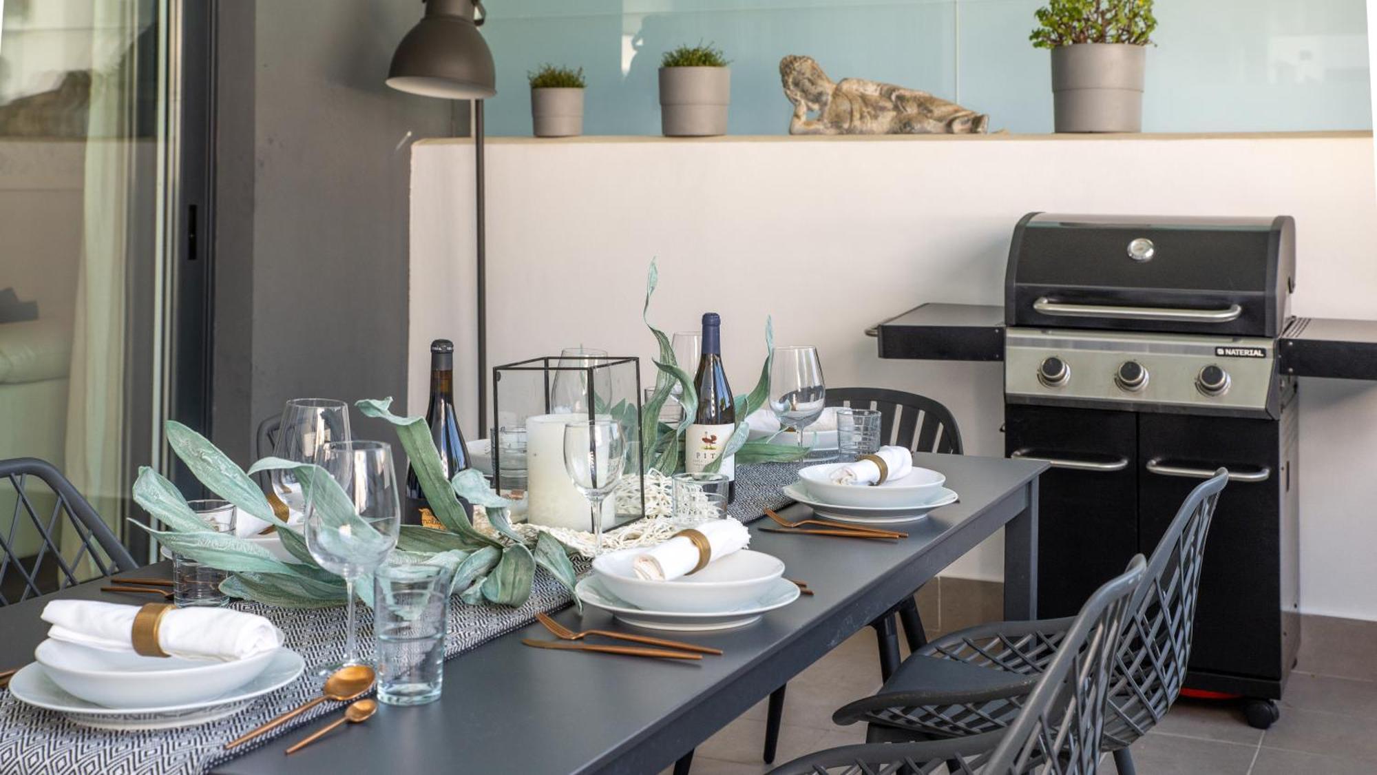 Vacation I Via Celere, Huge Terrace, Brand New Complex, Close To The Beach, Center Apartment
