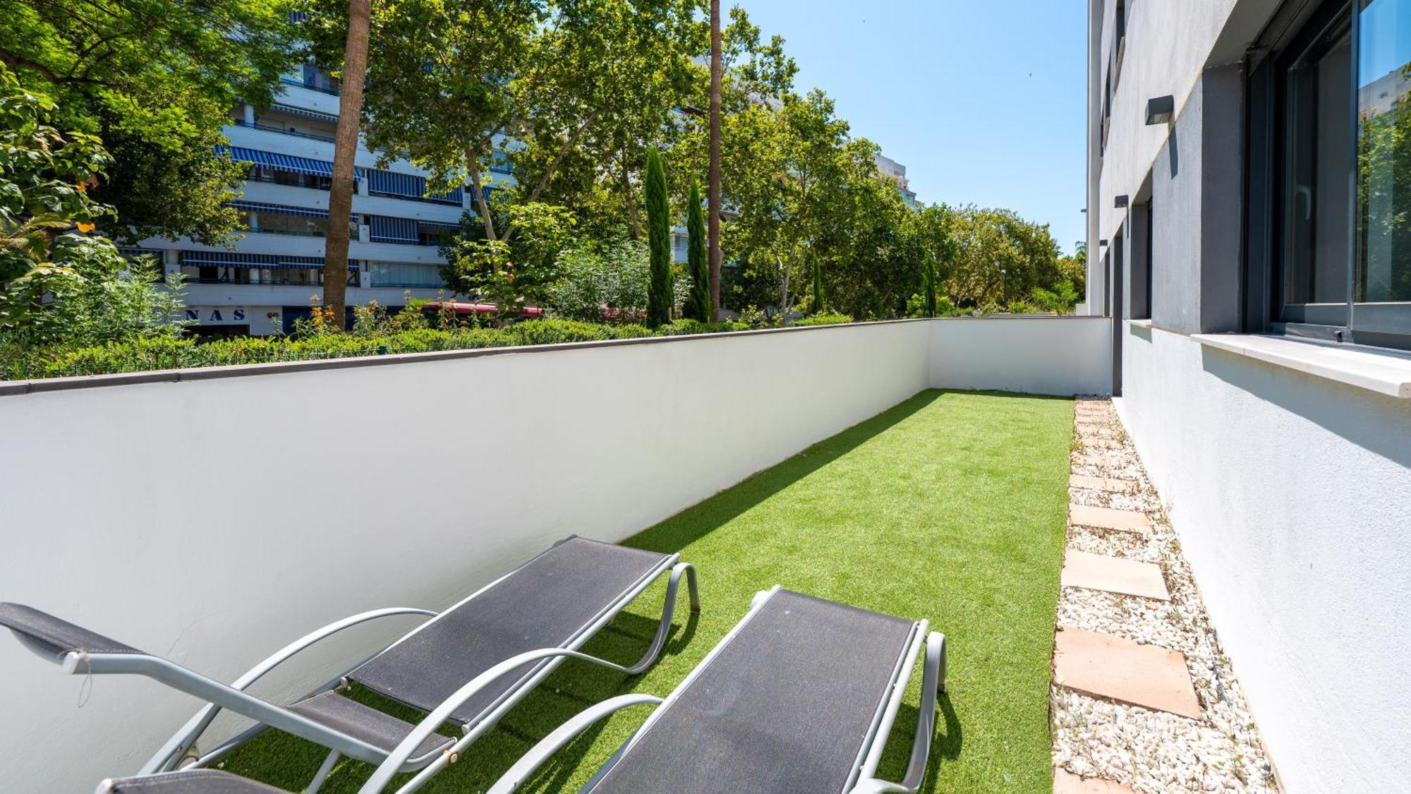 Vacation I Via Celere, Huge Terrace, Brand New Complex, Close To The Beach, Center Apartment Marbella