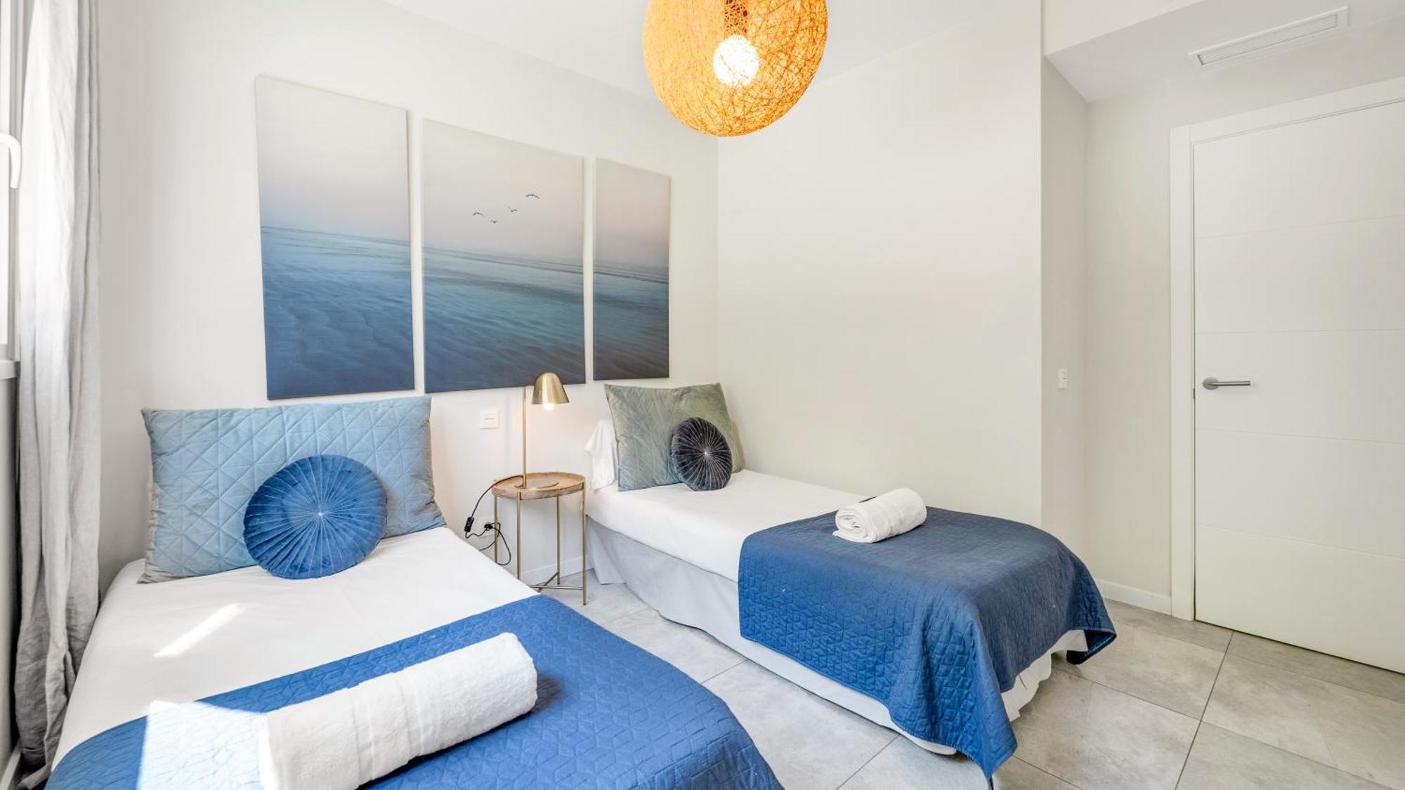 Vacation I Via Celere, Huge Terrace, Brand New Complex, Close To The Beach, Center Marbella