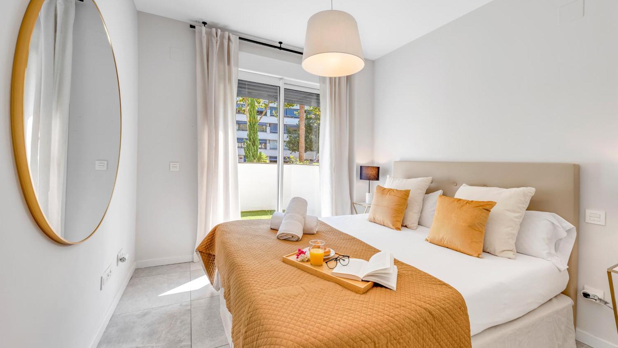 Vacation I Via Celere, Huge Terrace, Brand New Complex, Close To The Beach, Center Apartment