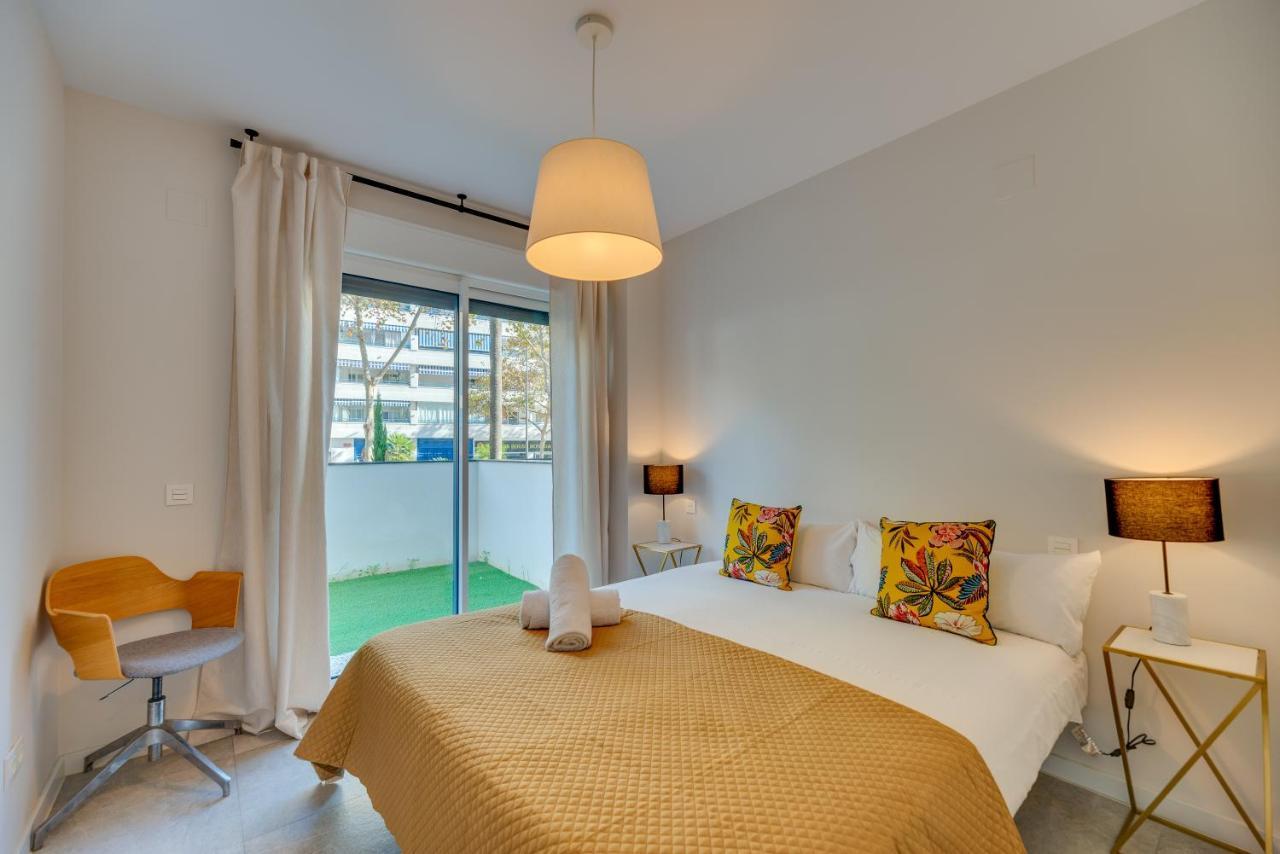 Apartamento Vacation Marbella: Beachside Retreat With Spacious Terrace
